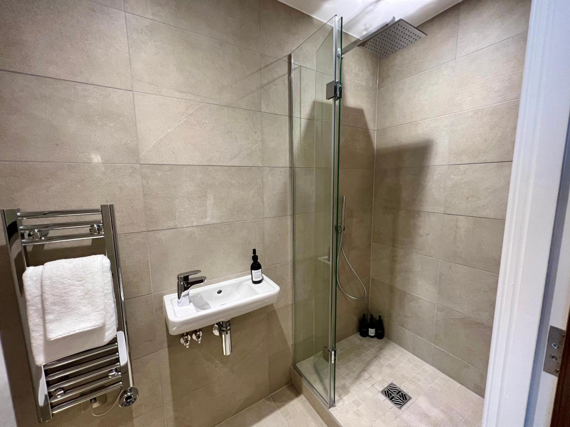 Apartamento The Midnight Garden Escape At Ryedale House York Exterior foto